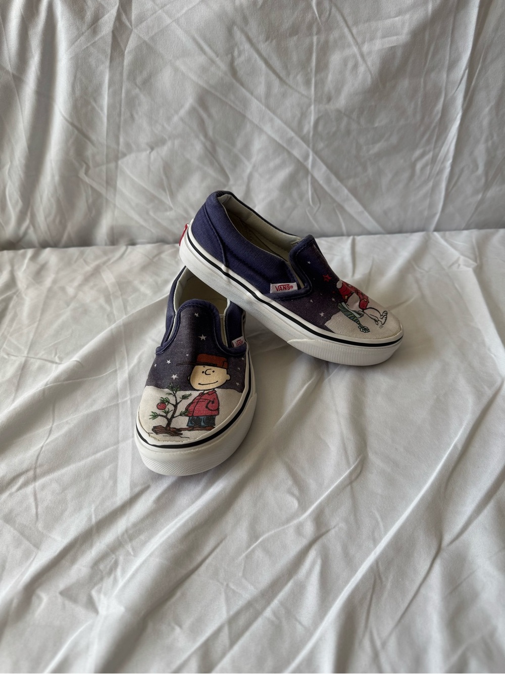 Vans Kids Slip-On Sneakers - Purple with Peanuts Art